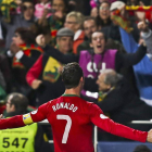 Cristiano celebra un gol que acerca a Portugal al Mundial.