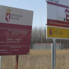 Carteles de otras inversiones realizadas en la Edar.