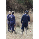 Policías realizan labores de búsqueda.