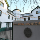 Sede de la Policía Municipal. L. DE LA MATA