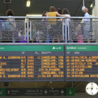 Panel de cancelaciones, ayer, en la estación de Atocha. EFE