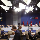 Vista general de la sesión plenaria de la Cumbre de la Otan en Varsovia. SERGIO BARRENECHEA