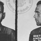 Ficha policial del comandante nazi Amon Göth, tras ser detenido en 1945 por los estadounidenses.