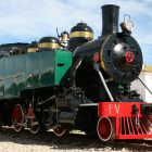 Estado actual de la vieja locomotora de la MSP recuperada por el Club Ferroviario Vaporista de Mallorca.