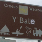 Una señal del pueblo galés de Bala, rebautizado como Bale durante la Eurocopa.