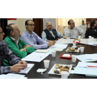 Un momento de la celebración del desayuno coloquio informativo ayer en la sede de UGT en León