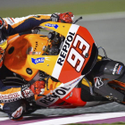 Márquez toma una curva en los entrenamientos libres.