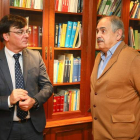 Diego Ruiz junto a Manuel Betegón, ayer en Valladolid. R. GARCÍA