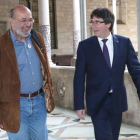 El secretario general de CCOO, Joan Carles Gallego, y el 'president' de la Generalitat, Carles Puigdemont.