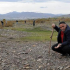 Vecinos y curiosos, a la caza del meteorito de Sariçiçek.