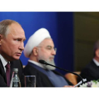Vladimir Putin, Ali Jameneí y Erdogan, ayer, durante la cumbre sobre Siria. MIKHAIL KLIMENTYEV/SPUTNIK/KREML
