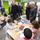 Herrera, en un momento de la visita al colegio Sierra de Atapuerca de Burgos.