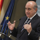 El ministro del Interior, tras el seminario ‘Residencia y derecho de sufragio. Análisis del caso vasco’.