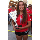 Celia Rojo, celebrando el título.