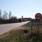 Carretera de Villamañán a Fontecha junto a la que se construirá un paseo para ir al cementerio munic