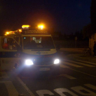 Las ambulancias atienden al herido.