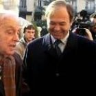 Manuel Fraga, a su llegada ayer a su nuevo trabajo en el Senado