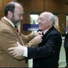 El hermano Tomás recibió la insignia de oro y brillantes de la RFEBM