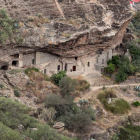 Vista general de la entrada al yacimiento prehispánico de Risco Caído, en Gran Canaria.
