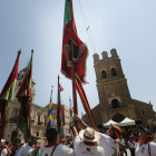 Desfile de la Pendoneta de  La Bañeza. JESÚS F. SALVADORES