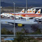 Aviones de Iberia y Vueling en Barajas en noviembre.