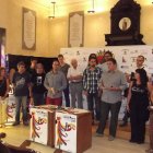 Los vecinos exponen en el Consistorio los actos que se prolongarán desde el 17 al 25 de agosto.