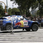 El francés De Villiers, con su Volkswagen por las calles de Buenos Aires