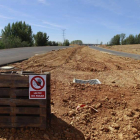 El acceso sur, desde Cembranos a la vera de la ronda sur de la ciudad.