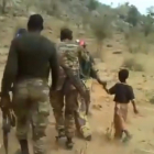 Captura del vídeo de la ejecución en Camerún que circula por internet /