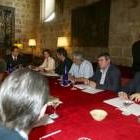 Zapatero y Elena Espinosa, durante su reunión con las organizaciones profesionales de agricultores