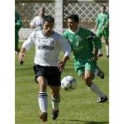Juan Antonio, a la izquierda, será baja esta tarde en el equipo hullerista