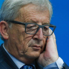 El presidente de la Comisión Europea, Jean-Claude Juncker, pensativo, en una rueda de prensa, el lunes en Bruselas.