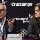 El presidente de la Fapae, Ramón Colom, y la representante de Aepaa-Apria, Marta Velasco. J. ZAPATA