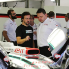 Fernando Alonso, en la jornada de ensayos con el coche que utilizará en Le Mans.