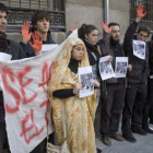 Concentración en la Complutense a favor de Haidar.