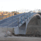 La modificación en los accesos de la pasarela peatonal para hacerla más accesible ha retardado el final del proyecto.