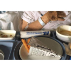 El primer menú llevaba huevo poché trufado con cremoso de patata y churros de bacalao. DL