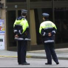 Agentes de la Policía Local de Bembibre, en una imagen de archivo