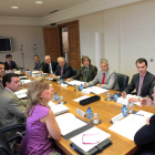 Imagen de una de las primeras reuniones para la definición de la nueva ordenación territorial.