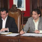 Nicanor Sen, alcalde de Cistierna y diputado provincial, y Javier Arias, teniente de alcalde
