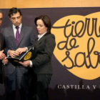 Ángel Losada, Santos Villanueva y Silvia Clemente, en la presentación de las nueva marca de producto