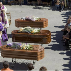Funeral por los fallecidos en el accidente de 2008.