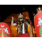 Promonumenta anima a salir hoy ataviado de legionario romano.