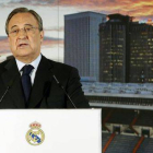 El presidente del Madrid, Florentino Pérez, durante un acto en el Santiago Bernabéu.