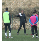 Bolo es consciente que que los tres puntos son esenciales para la Deportiva en Bouzas. L. DE LA MATA