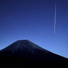 Imagen de un meteoro cruzando los cielos