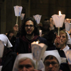 El público no faltó a su cita con la procesión de las antorchas. PEIO GARCÍA