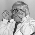 Imagen de Bradbury en una conferencia en El Escorial.