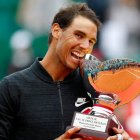 Nadal, con su décimo trofeo de Montecarlo. NOGIER