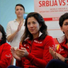 Conchita Martínez, Garbiñe Muguruza y Carla Suárez, en la rueda de prensa del equipo español en Kraljevo.